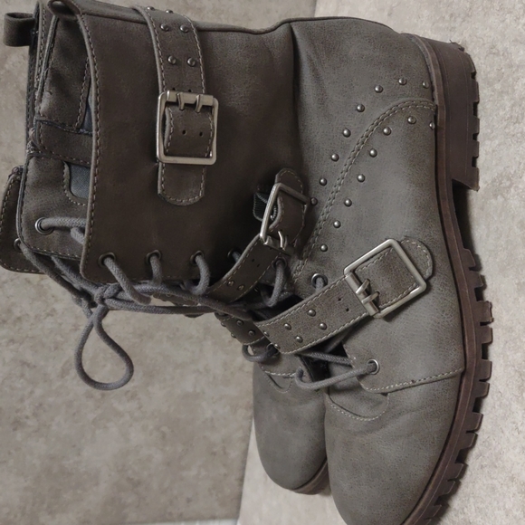 Rampage Boots - Picture 7 of 9